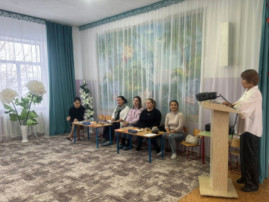 Родительское собрание в средней группе Родительское собрание в средней группе.