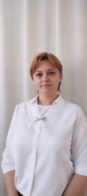 Педагогический работник Петрова Елена Александровна